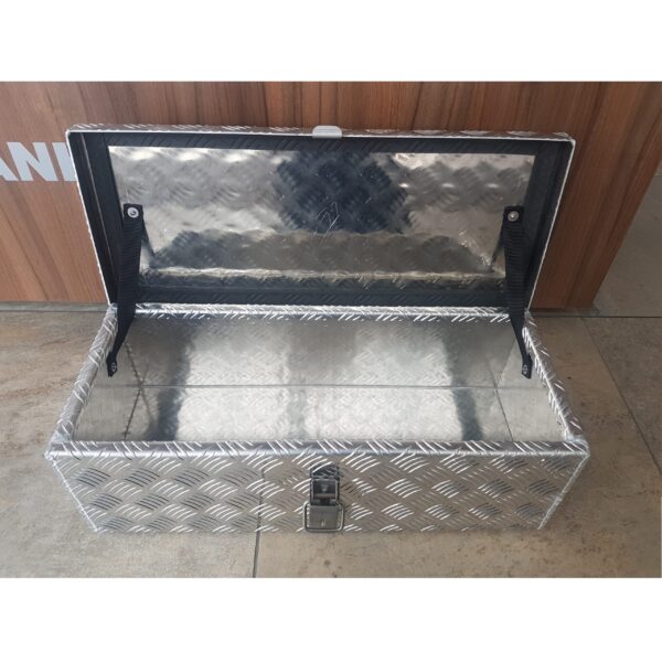 Staubox aus Alu-Riffelblech 600x250x150 mm (RD23) – Bild 2