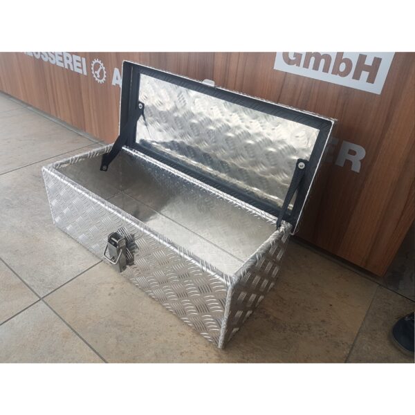 Staubox aus Alu-Riffelblech 600x250x150 mm (RD23) – Bild 3