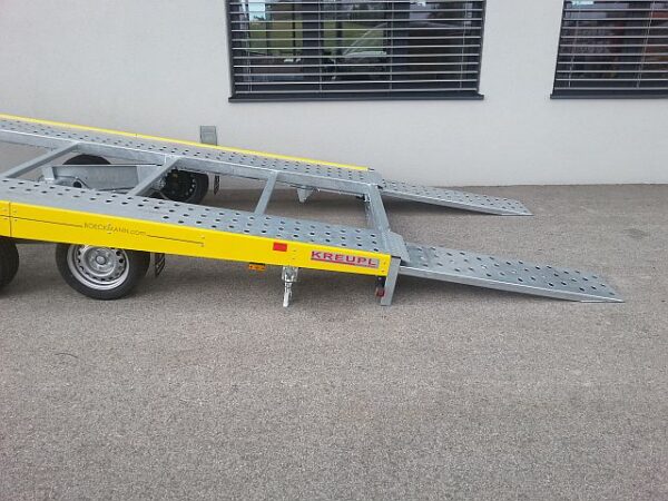 Böckmann Autotransporter AH 4320/30 mit Sicherungsbock – Bild 8