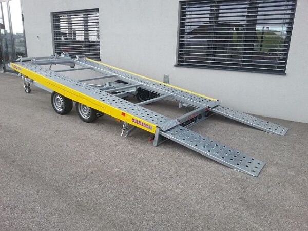 Böckmann Autotransporter AH 4320/30 mit Sicherungsbock – Bild 10