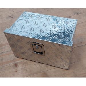 Staubox aus Alu-Riffelblech (Unterflur) 400x230x250 mm (RU23)