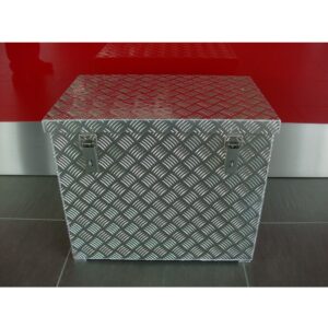 Staubox aus Alu-Riffelblech 600x400x500 mm (RS120)